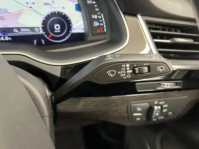 アウディ Ｑ７ ブラックスタイリング 岡山県 2019(令1)年 3.2万km ディープブラックパールエフェクト 125台限定車/特別装備/ブラックスタイリングパッケージ/10Yスポークグロスブラック9J×20AW/ブラックルーフレール/アッパーデコラティブパネル/ローワーデコティブパネル/ブラックヘッドライニング/Bose3Dサウンドシステム/フロアマットコンフォート/マトリクスLEDヘッドライト/S lineエクステリア/プライバシーガラス/アダプティブエアサスペンション/オールホイールステアリング/三列目シート/バーチャルコックピット/4ゾーンデラックスオートマチックエアコンディショナー/アウディサイドアシスト/アウディプレセンスリヤ/MMIナビゲーション