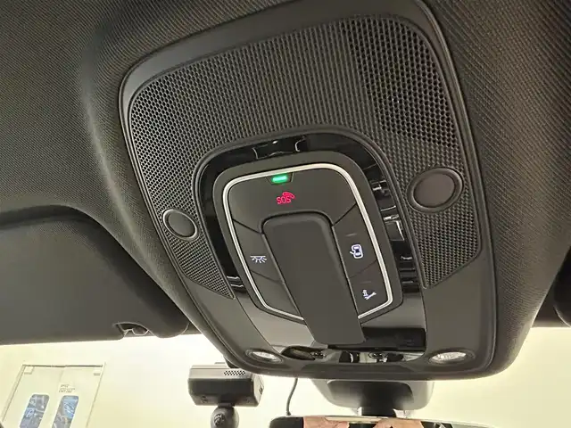 アウディ Ｑ７ ブラックスタイリング 岡山県 2019(令1)年 3.2万km ディープブラックパールエフェクト 125台限定車/特別装備/ブラックスタイリングパッケージ/10Yスポークグロスブラック9J×20AW/ブラックルーフレール/アッパーデコラティブパネル/ローワーデコティブパネル/ブラックヘッドライニング/Bose3Dサウンドシステム/フロアマットコンフォート/マトリクスLEDヘッドライト/S lineエクステリア/プライバシーガラス/アダプティブエアサスペンション/オールホイールステアリング/三列目シート/バーチャルコックピット/4ゾーンデラックスオートマチックエアコンディショナー/アウディサイドアシスト/アウディプレセンスリヤ/MMIナビゲーション