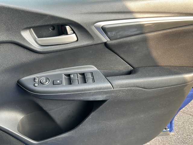 ホンダ フィット 13G Fパッケージ 茨城県 2014(平26)年 12万km ブリリアントスポーティブルーメタリック2トーン 横滑り防止装置/14インチ純正アルミホイール/Bluetooth/USB入力端子/バックカメラ/ワンセグテレビ/純正SDナビ/アイドリングストップ/スマートキー/純正フロアマット