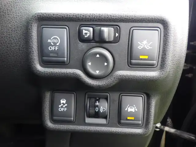 日産 ノート X 千葉県 2016(平28)年 6.6万km インペリアルアンバーP エマージェンシーブレーキ/純正SDナビ/地デジTV/【CD再生機能】/バックカメラ/ETC/社外LEDヘッドライト/ウインカーミラー/インテリジェントキー