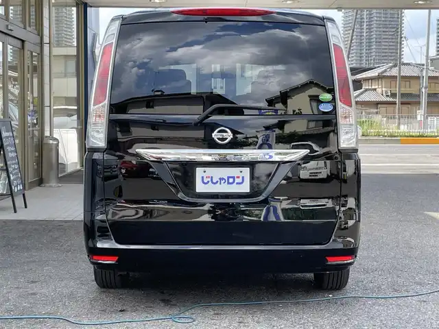 日産 セレナ 20S 滋賀県 2012(平24)年 5万km スーパーブラック (株)IDOMが運営する【じしゃロン草津店】の自社ローン専用車両になりますこちらは現金またはオートローンご利用時の価格です。自社ローンご希望の方は別途その旨お申付け下さい/片側パワースライドドア/フリップダウンモニター（アルパイン）/プッシュスタート/ワンセグテレビ/ドアバイザー/ウィンカーミラー/ETC