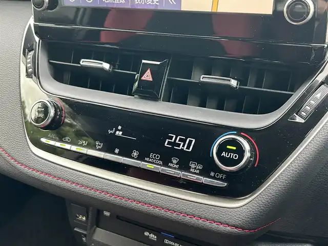 トヨタ カローラ スポーツ ハイブリッドG Z 東京都 2021(令3)年 2.9万km アティチュードブラックマイカ ワンオーナー/R4/5/6/7年分ディーラー整備記録簿あり/赤本革×ウルトラスエードコンビシート/前席シートヒーター/9インチディスプレイオーディオ/バックカメラ/純正ビルトインETC2.0/前後ドライブレコーダー(DRV-MR450)/純正18インチアルミホイール/ステアリングヒーター/Bi-BeamLEDヘッドランプ/インテリジェントクリアランスソナー/パーキングサポートブレーキ/ブラインドスポットモニター/Toyota Safety Sense