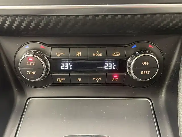メルセデス・ベンツ Ａ１８０ スポーツ 岡山県 2016(平28)年 5.8万km ノーザンライツブラック レーダーセーフティーパッケージ/レザーエクスクルーシブパッケージ/パノラマガラスSR/ESP/衝突防止アシストプラス/BSA/LKA/Bluetooth/SD USB/フルセグTV/純正コマンドナビ/Rカメラ/レザーシート（ブラック）/シートヒーター/パワーシート/harman/kardon/オートライト/オートワイパー/ACC/ダイナミックセレクト/PDC