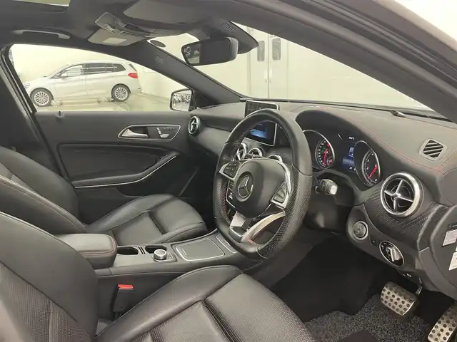 メルセデス・ベンツ Ａ１８０ スポーツ 岡山県 2016(平28)年 5.8万km ノーザンライツブラック レーダーセーフティーパッケージ/レザーエクスクルーシブパッケージ/パノラマガラスSR/ESP/衝突防止アシストプラス/BSA/LKA/Bluetooth/SD USB/フルセグTV/純正コマンドナビ/Rカメラ/レザーシート（ブラック）/シートヒーター/パワーシート/harman/kardon/オートライト/オートワイパー/ACC/ダイナミックセレクト/PDC