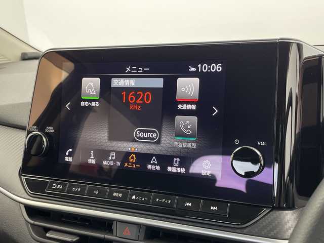 日産 ノート X 新潟県 2020(令2)年 6.7万km ビビットブルー / スーパーブラック 2トーン 純正メモリナビ/　フルセグTV/Bluetooth/AppleCarPlay/USB/プロパイロット/衝突被害軽減ブレーキ/レーンキープアシスト/レーダークルーズコントロール/BSM(ブラインドスポットモニター)/前後コーナーセンサー/インテリジェントルームミラー/ドライブレコーダー/アラウンドビューモニター/ビルトインETC2.0/LEDヘッドライト/オートマチックハイビーム/横滑り防止装置/オートライト/置くだけ充電/ステアリングスイッチ/禁煙車