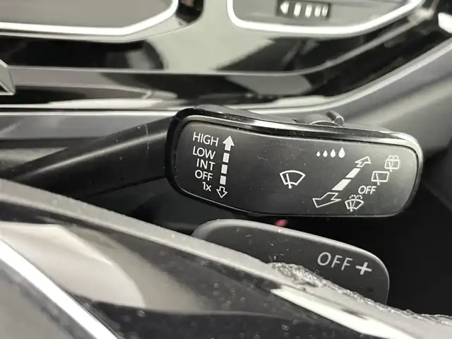 フォルクスワーゲン ポロ TSIハイライン 熊本県 2018(平30)年 3.3万km 白
