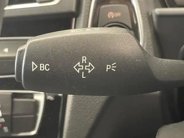 ＢＭＷ １１８ｄ Mスポーツ 岡山県 2017(平29)年 4.1万km アルピンホワイトⅢ BMW純正iDrive 6/Rカメラ/Bluetooth/CD/DVD/AUX/USB/クルーズコントロール/レーンディパーチャーウオーニング/インテリジェントセーフティー/ETC/LEDヘッドライト/リアPDC/オートライト/アンビエントライト（2色）