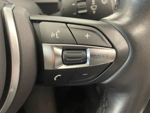 ＢＭＷ １１８ｄ Mスポーツ 岡山県 2017(平29)年 4.1万km アルピンホワイトⅢ BMW純正iDrive 6/Rカメラ/Bluetooth/CD/DVD/AUX/USB/クルーズコントロール/レーンディパーチャーウオーニング/インテリジェントセーフティー/ETC/LEDヘッドライト/リアPDC/オートライト/アンビエントライト（2色）