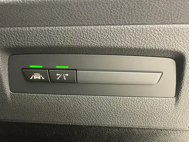 ＢＭＷ １１８ｄ Mスポーツ 岡山県 2017(平29)年 4.1万km アルピンホワイトⅢ BMW純正iDrive 6/Rカメラ/Bluetooth/CD/DVD/AUX/USB/クルーズコントロール/レーンディパーチャーウオーニング/インテリジェントセーフティー/ETC/LEDヘッドライト/リアPDC/オートライト/アンビエントライト（2色）