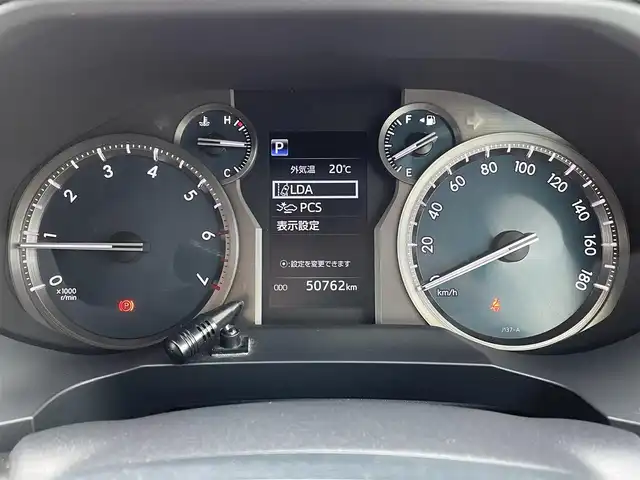 トヨタ ランドクルーザー プラド TX 佐賀県 2019(令1)年 5.1万km ブラック ワンオーナー/フルタイム4WD/社外9インチメモリーナビゲーション/・フルセグTV/CD/DVD/SD/USB/Bluetooth/バックカメラ/前後ドライブレコーダー/ビルトインETC/ISOFIX対応/ステアリングリモコン/純正17インチアルミホイール/純正LEDヘッドライト/・オートマチックハイビーム/純正LEDフォグランプ/純正フロアマット/純正ドアバイザ―/新車保証書/取扱説明書/スペアキー１本/トヨタセーフティセンス/・レーダークルーズコントロール/・レーンディパーチャーアラート/・プリクラッシュセーフティ/・クリアランスソナー/・横滑り防止装置