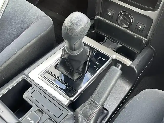 トヨタ ランドクルーザー プラド TX 佐賀県 2019(令1)年 5.1万km ブラック ワンオーナー/フルタイム4WD/社外9インチメモリーナビゲーション/・フルセグTV/CD/DVD/SD/USB/Bluetooth/バックカメラ/前後ドライブレコーダー/ビルトインETC/ISOFIX対応/ステアリングリモコン/純正17インチアルミホイール/純正LEDヘッドライト/・オートマチックハイビーム/純正LEDフォグランプ/純正フロアマット/純正ドアバイザ―/新車保証書/取扱説明書/スペアキー１本/トヨタセーフティセンス/・レーダークルーズコントロール/・レーンディパーチャーアラート/・プリクラッシュセーフティ/・クリアランスソナー/・横滑り防止装置