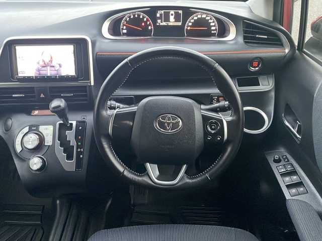 トヨタ シエンタ G 茨城県 2015(平27)年 5.6万km レッドマイカM 社外ナビ/　　【BT/CD/DVD/フルセグ】/フリップダウンモニター/HDMI/前後ドライブレコーダー/両側パワースライドドア/アイドリングストップ/LEDオートライト/純正16インチアルミホイール/ビルトインETC/スマートキー