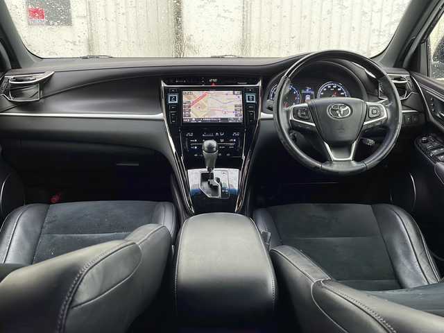 トヨタ ハリアー プレミアム スタイルモーヴ 道北・旭川 2016(平28)年 10.3万km スパークリングブラックパールクリスタルシャイン /4WD//禁煙車//9型アルパインナビ/BT/フルセグ/SD/MSV/CD/DVD//パワーバックドア//ハーフレザーシート//前席パワーシート//前席シートヒーター//運転席メモリーシート//LDA/ICS/PCS/ACC/クリアランスソナー/オートマチックハイビーム//革巻きステアリング//ステアリングスイッチ//オートライト//LEDヘッドライト//フォグランプ//オートエアコン//オートワイパー//純正フロアマット//アイドリングストップ//ビルトインETC//ドライブレコーダー//オートリトラクタブルミラー//電動チルトステアリング//純正ラゲッジマット//保証書//スペアキー