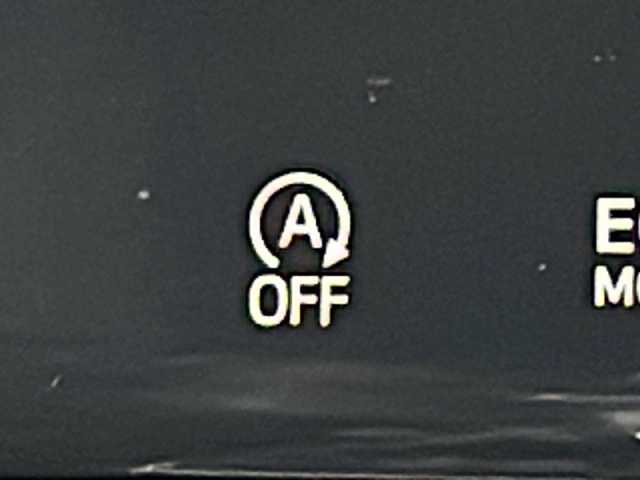 トヨタ ハリアー プレミアム スタイルモーヴ 道北・旭川 2016(平28)年 10.3万km スパークリングブラックパールクリスタルシャイン /4WD//禁煙車//9型アルパインナビ/BT/フルセグ/SD/MSV/CD/DVD//パワーバックドア//ハーフレザーシート//前席パワーシート//前席シートヒーター//運転席メモリーシート//LDA/ICS/PCS/ACC/クリアランスソナー/オートマチックハイビーム//革巻きステアリング//ステアリングスイッチ//オートライト//LEDヘッドライト//フォグランプ//オートエアコン//オートワイパー//純正フロアマット//アイドリングストップ//ビルトインETC//ドライブレコーダー//オートリトラクタブルミラー//電動チルトステアリング//純正ラゲッジマット//保証書//スペアキー