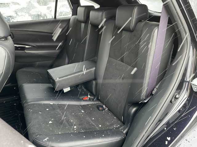 トヨタ ハリアー プレミアム スタイルモーヴ 道北・旭川 2016(平28)年 10.3万km スパークリングブラックパールクリスタルシャイン /4WD//禁煙車//9型アルパインナビ/BT/フルセグ/SD/MSV/CD/DVD//パワーバックドア//ハーフレザーシート//前席パワーシート//前席シートヒーター//運転席メモリーシート//LDA/ICS/PCS/ACC/クリアランスソナー/オートマチックハイビーム//革巻きステアリング//ステアリングスイッチ//オートライト//LEDヘッドライト//フォグランプ//オートエアコン//オートワイパー//純正フロアマット//アイドリングストップ//ビルトインETC//ドライブレコーダー//オートリトラクタブルミラー//電動チルトステアリング//純正ラゲッジマット//保証書//スペアキー