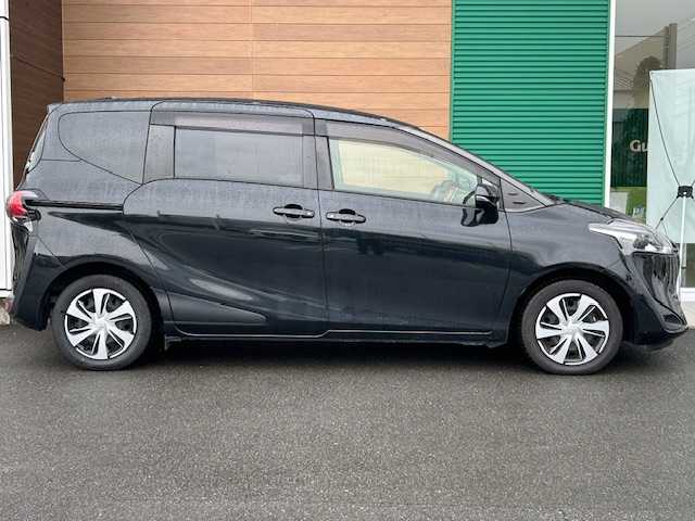 トヨタ シエンタ G クエロ 静岡県 2020(令2)年 2.5万km ブラックマイカ ワンオーナー/両側パワースライドドア/アラウンドビューモニター/Bluetooth/フルセグTV/オートマチックハイビーム/ドライブレコーダー/シートヒーター/スマートキー/衝突被害軽減システム/オートライト/純正ナビ/ETC