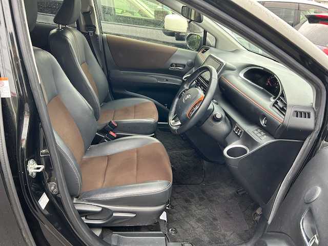 トヨタ シエンタ G クエロ 静岡県 2020(令2)年 2.5万km ブラックマイカ ワンオーナー/両側パワースライドドア/アラウンドビューモニター/Bluetooth/フルセグTV/オートマチックハイビーム/ドライブレコーダー/シートヒーター/スマートキー/衝突被害軽減システム/オートライト/純正ナビ/ETC