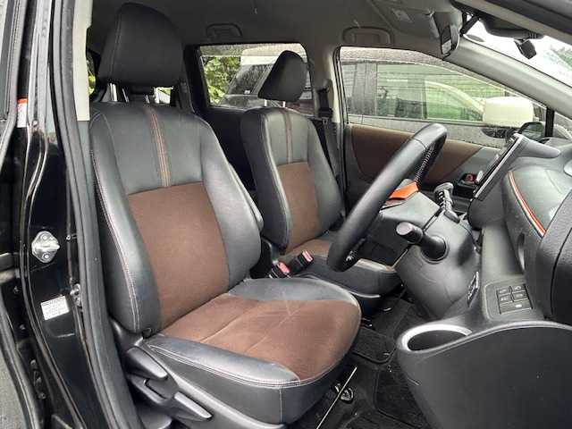 トヨタ シエンタ G クエロ 静岡県 2020(令2)年 2.5万km ブラックマイカ ワンオーナー/両側パワースライドドア/アラウンドビューモニター/Bluetooth/フルセグTV/オートマチックハイビーム/ドライブレコーダー/シートヒーター/スマートキー/衝突被害軽減システム/オートライト/純正ナビ/ETC