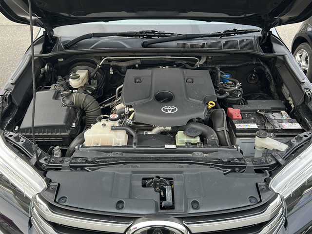 トヨタ ハイラックス Z 秋田県 2019(平31)年 15.1万km アティチュードブラックマイカ ・社外ナビ/・衝突軽減/・バックカメラ/・ＥＴＣ/・Bluetooth/・ＣＤ/・ＤＶＤ/・フルセグ/・センターデフロック/・ダウンヒルアシスト/・パワーウィンドウ/・パワーステアリング/・横滑り防止/・オートライト/・LED/・レーンキープアシスト/・ワンオーナー