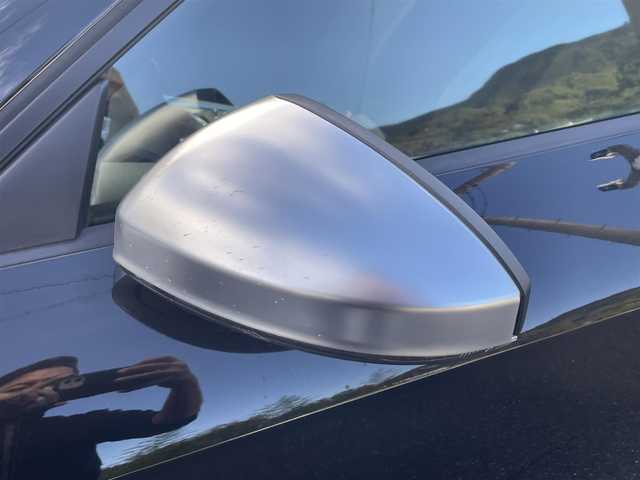 アウディ ＴＴクーペ 2．0 TFSI 長崎県 2015(平27)年 8万km ミトスブラックメタリック 純正ナビ（AM、FM、BT、フルセグ）/MT付きAT/パドルシフト/ETC/デジタルインナーミラー型ドラレコ/ステアリングスイッチ/バーチャルコックピット/電動リアスポイラー/革巻きステアリング/フロアマット/取扱説明書/保証書