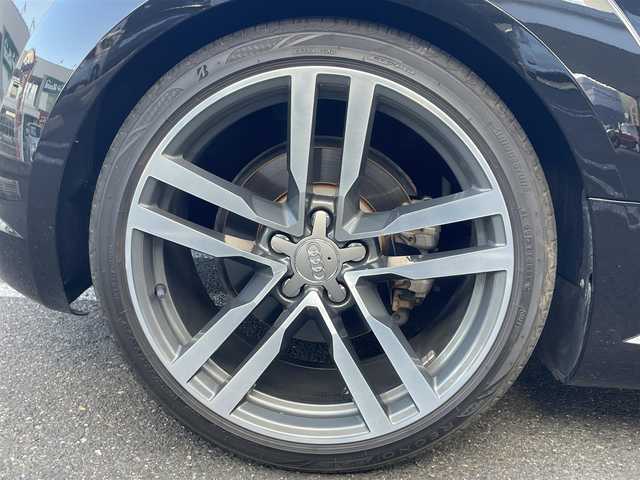 アウディ ＴＴクーペ 2．0 TFSI 長崎県 2015(平27)年 8万km ミトスブラックメタリック 純正ナビ（AM、FM、BT、フルセグ）/MT付きAT/パドルシフト/ETC/デジタルインナーミラー型ドラレコ/ステアリングスイッチ/バーチャルコックピット/電動リアスポイラー/革巻きステアリング/フロアマット/取扱説明書/保証書