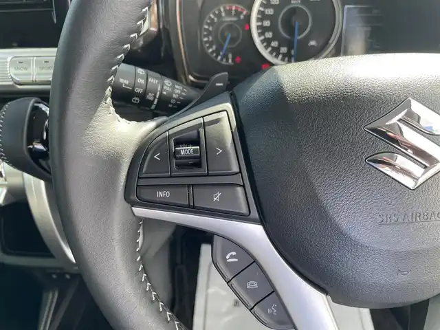 スズキ クロスビー HYBRID MZ 神奈川県 2024(令6)年 0.6万km シルバー