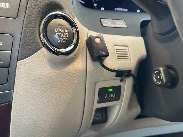 レクサス ＬＳ 460 バージョンC Iパッケージ 静岡県 2010(平22)年 10.2万km フロスティパールマイカ 純正ナビ　/地デジ　/Ｂカメラ　/白革シート　/全席シートヒーター　/前席メモリー付きＰＷシート　/前席エアシート　/レクサスプレミアムサウンド　/オートホールド　/ウッドコンビステアリング　/ステアリングヒーター/木目調パネル/PWリアゲート/社外前後ドラレコ/ビルトインETC/純正18インチAW/スマートキー×2/カードキー×1/取説