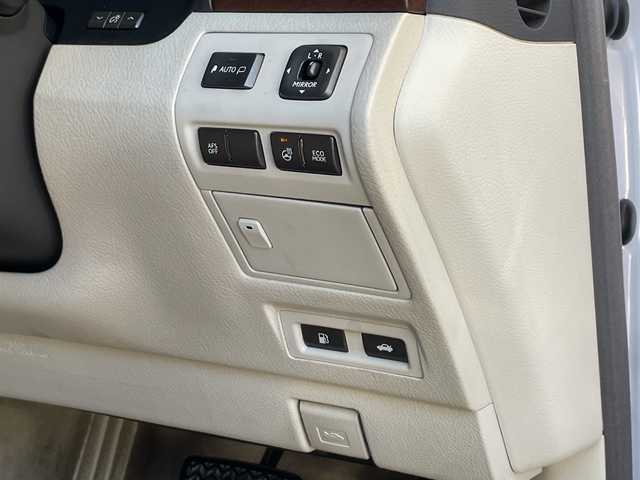 レクサス ＬＳ 460 バージョンC Iパッケージ 静岡県 2010(平22)年 10.2万km フロスティパールマイカ 純正ナビ　/地デジ　/Ｂカメラ　/白革シート　/全席シートヒーター　/前席メモリー付きＰＷシート　/前席エアシート　/レクサスプレミアムサウンド　/オートホールド　/ウッドコンビステアリング　/ステアリングヒーター/木目調パネル/PWリアゲート/社外前後ドラレコ/ビルトインETC/純正18インチAW/スマートキー×2/カードキー×1/取説