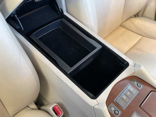 レクサス ＬＳ 460 バージョンC Iパッケージ 静岡県 2010(平22)年 10.2万km フロスティパールマイカ 純正ナビ　/地デジ　/Ｂカメラ　/白革シート　/全席シートヒーター　/前席メモリー付きＰＷシート　/前席エアシート　/レクサスプレミアムサウンド　/オートホールド　/ウッドコンビステアリング　/ステアリングヒーター/木目調パネル/PWリアゲート/社外前後ドラレコ/ビルトインETC/純正18インチAW/スマートキー×2/カードキー×1/取説