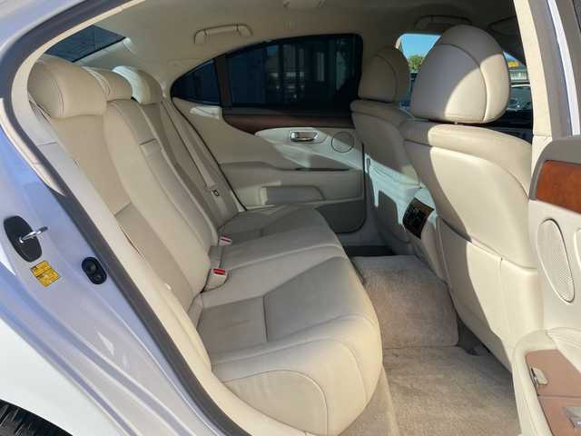 レクサス ＬＳ 460 バージョンC Iパッケージ 静岡県 2010(平22)年 10.2万km フロスティパールマイカ 純正ナビ　/地デジ　/Ｂカメラ　/白革シート　/全席シートヒーター　/前席メモリー付きＰＷシート　/前席エアシート　/レクサスプレミアムサウンド　/オートホールド　/ウッドコンビステアリング　/ステアリングヒーター/木目調パネル/PWリアゲート/社外前後ドラレコ/ビルトインETC/純正18インチAW/スマートキー×2/カードキー×1/取説