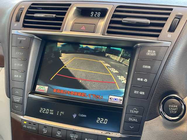 レクサス ＬＳ 460 バージョンC Iパッケージ 静岡県 2010(平22)年 10.2万km フロスティパールマイカ 純正ナビ　/地デジ　/Ｂカメラ　/白革シート　/全席シートヒーター　/前席メモリー付きＰＷシート　/前席エアシート　/レクサスプレミアムサウンド　/オートホールド　/ウッドコンビステアリング　/ステアリングヒーター/木目調パネル/PWリアゲート/社外前後ドラレコ/ビルトインETC/純正18インチAW/スマートキー×2/カードキー×1/取説