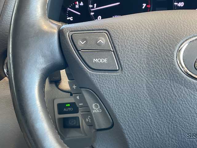 レクサス ＬＳ 460 バージョンC Iパッケージ 静岡県 2010(平22)年 10.2万km フロスティパールマイカ 純正ナビ　/地デジ　/Ｂカメラ　/白革シート　/全席シートヒーター　/前席メモリー付きＰＷシート　/前席エアシート　/レクサスプレミアムサウンド　/オートホールド　/ウッドコンビステアリング　/ステアリングヒーター/木目調パネル/PWリアゲート/社外前後ドラレコ/ビルトインETC/純正18インチAW/スマートキー×2/カードキー×1/取説