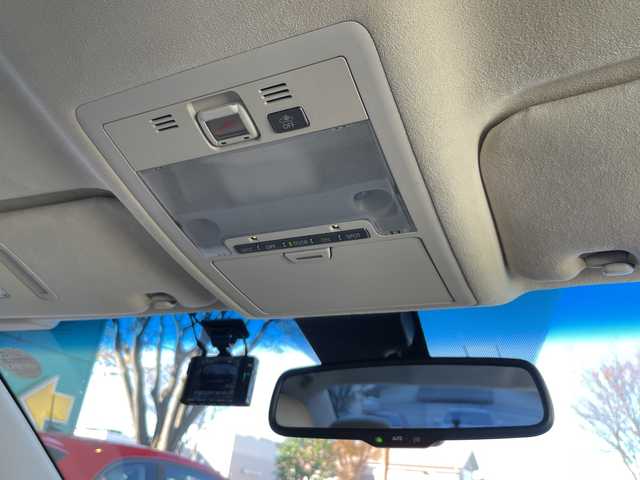 レクサス ＬＳ 460 バージョンC Iパッケージ 静岡県 2010(平22)年 10.2万km フロスティパールマイカ 純正ナビ　/地デジ　/Ｂカメラ　/白革シート　/全席シートヒーター　/前席メモリー付きＰＷシート　/前席エアシート　/レクサスプレミアムサウンド　/オートホールド　/ウッドコンビステアリング　/ステアリングヒーター/木目調パネル/PWリアゲート/社外前後ドラレコ/ビルトインETC/純正18インチAW/スマートキー×2/カードキー×1/取説