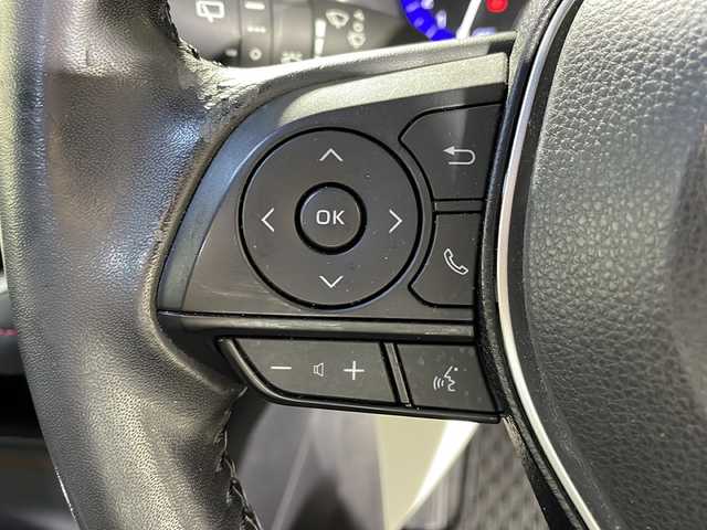 トヨタ カローラ スポーツ ハイブリッドG Z 沖縄県 2019(令1)年 5.4万km ホワイトパールクリスタルシャイン 禁煙車/ワンオーナー/ＴＲＤフルエアロ/トヨタセーフティーセンス/・プリクラクションセーフティー/・車線逸脱抑制機能/純正9インチナビ/・CD／DVD/Bluetooth／フルセグTV/ブラインドスポットモニター/前後ドライブレコーダー/前後コーナーセンサー/純正アルミ/デジタルインナーミラー/ＥＴＣ/スペアキー1本/取扱説明書/保証書