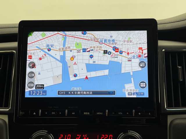 三菱 デリカＤ：５ P 鹿児島県 2019(平31)年 8.7万km ウォームホワイトパール 純正ナビ　/（フルセグ/Bluetooth/CD/DVD/AM/FM）/フリップダウンモニター　/全周囲カメラ　/ブラインドスポットモニター　/レーダークルーズコントロール　/パドルシフト　/パワーシート　/オートハイビーム/両側パワースライドドア　/ＥＴＣ　/前後ドライブレコーダー/シートヒーター/オートブレーキホールド/AC100V/プッシュスタートボタン/保証書/取扱説明書/スペアキー1本