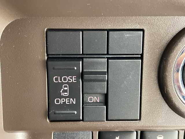 トヨタ ルーミー X 愛知県 2020(令2)年 5.2万km ファイアークォーツレッドM スマートアシスト/純正ナビ/片側パワースライド/フルセグ/ＣＤ/バックカメラ/コーナーセンサー/ＥＴＣ/レーンキープアシスト/オートマチックハイビーム/スマートキー/プッシュスタート