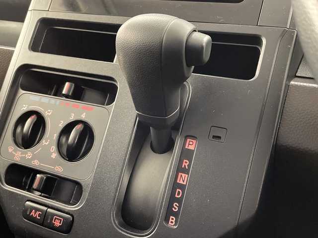 トヨタ ルーミー X 愛知県 2020(令2)年 5.2万km ファイアークォーツレッドM スマートアシスト/純正ナビ/片側パワースライド/フルセグ/ＣＤ/バックカメラ/コーナーセンサー/ＥＴＣ/レーンキープアシスト/オートマチックハイビーム/スマートキー/プッシュスタート