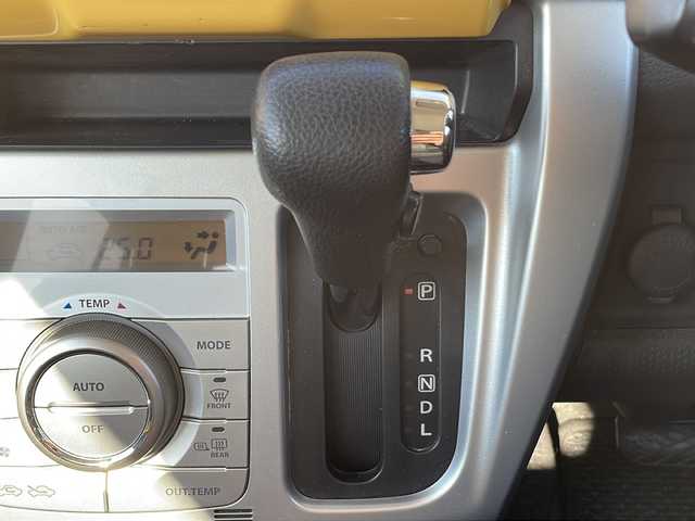 マツダ フレア クロスオーバー XG 静岡県 2016(平28)年 3.8万km アクティブイエロー/ブラック2トーン プッシュスタート/パワーステアリング/パワーウィンドウ/アイドリングストップ/スマートキー/シートヒーター/オートライト/キセノンヘッドライト/横滑り防止装置/衝突被害軽減システム/バニティミラー/電動格納ミラー