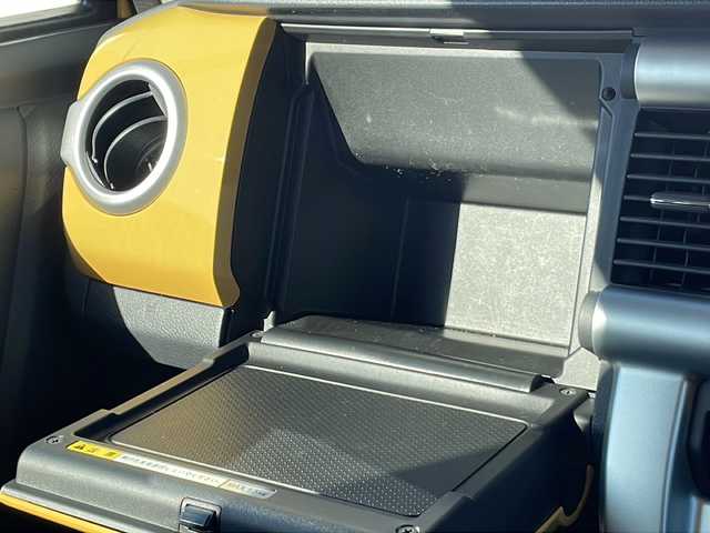 マツダ フレア クロスオーバー XG 静岡県 2016(平28)年 3.8万km アクティブイエロー/ブラック2トーン プッシュスタート/パワーステアリング/パワーウィンドウ/アイドリングストップ/スマートキー/シートヒーター/オートライト/キセノンヘッドライト/横滑り防止装置/衝突被害軽減システム/バニティミラー/電動格納ミラー