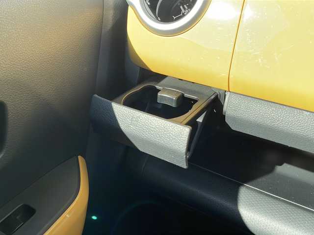 マツダ フレア クロスオーバー XG 静岡県 2016(平28)年 3.8万km アクティブイエロー/ブラック2トーン プッシュスタート/パワーステアリング/パワーウィンドウ/アイドリングストップ/スマートキー/シートヒーター/オートライト/キセノンヘッドライト/横滑り防止装置/衝突被害軽減システム/バニティミラー/電動格納ミラー