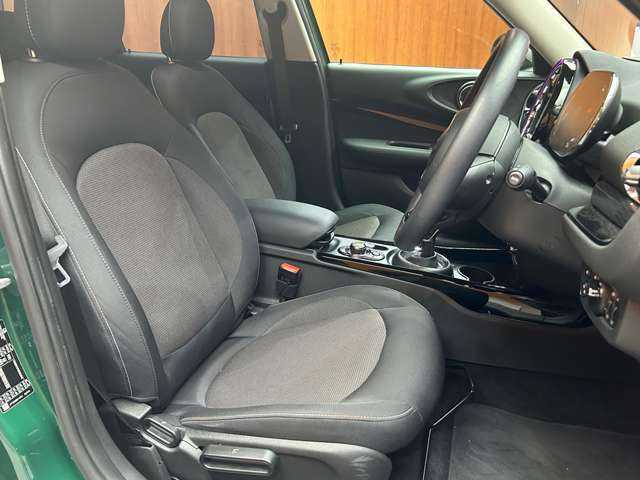 ＭＩＮＩ ＢＭＷ ミニ クラブマン クーパーD 千葉県 2021(令3)年 3.3万km ブリティッシュレーシンググリーンⅡ ペッパーＰＫＧ　/ＡＣＣ　/ナビ　/Ｂｌｕｅｔｏｏｔｈ接続　/バックカメラ　/シートヒーター　/パークディスタンス　/コンフォートアクセス　/衝突軽減ブレーキ　/ＬＥＤヘッドライト　/ＥＴＣ　/禁煙車　/盗難防止装置