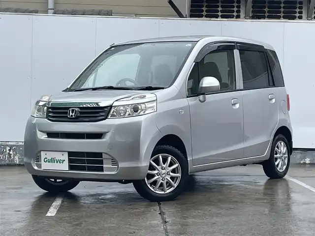 ホンダ ライフ G 青森県 2011(平23)年 6.9万km アラバスターシルバーメタリック 4WD/社外SDナビ/[FM/AM/CD/USB]/ワンセグテレビ/バックカメラ/ETC/ヘッドライトレベライザー/社外13インチAW付きサマータイヤ積込/リモコンキー/ミラーヒーター/電動格納ミラー/純正フロアマット/ドアバイザー/保証書/取扱説明書