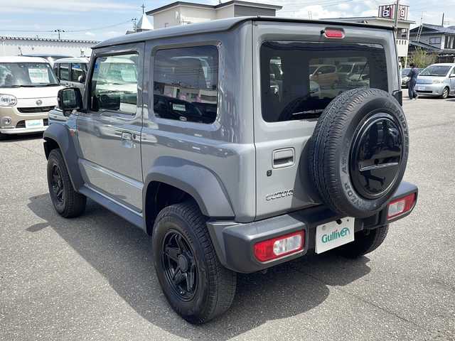スズキ ジムニー シエラ JC 秋田県 2023(令5)年 4.2万km ミディアムグレー 5Fミッション車/4WD/ETC/Panasonic製9インチナビ　型式　CN-F1DVD/（Bluetooth/フルセグTV/DVD/CD/SD）/バックカメラ/クルーズコントロール/シートヒーター/15インチ純正アルミホイール/プッシュスタートボタン/スマートキー/オートエアコン/アイドリングストップ/車線逸脱警報/衝突被害軽減システム