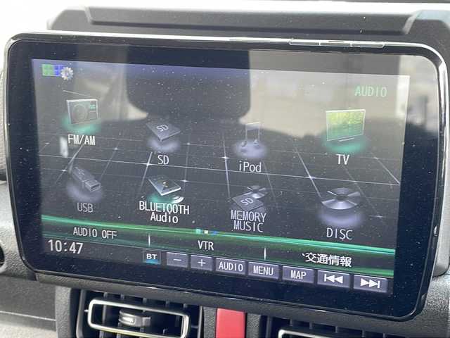スズキ ジムニー シエラ JC 秋田県 2023(令5)年 4.2万km ミディアムグレー 5Fミッション車/4WD/ETC/Panasonic製9インチナビ　型式　CN-F1DVD/（Bluetooth/フルセグTV/DVD/CD/SD）/バックカメラ/クルーズコントロール/シートヒーター/15インチ純正アルミホイール/プッシュスタートボタン/スマートキー/オートエアコン/アイドリングストップ/車線逸脱警報/衝突被害軽減システム