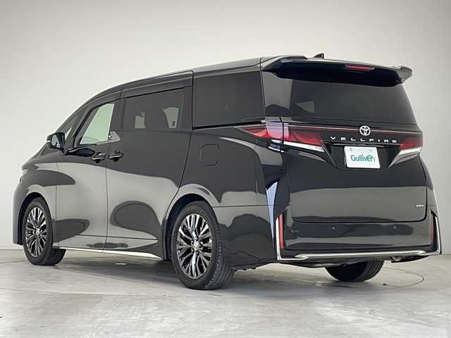 トヨタ ヴェルファイア ハイブリット Z プレミア 愛知県 2024(令6)年 1.4万km ブラック 衝突軽減システム/純正ディスプレイオーディオ（ナビあり）/フリップダウンモニター/三眼LEDヘッドライト/全方位カメラ/両側パワースライドドア/ガラスルーフ/レーダークルーズコントロール/シートヒーター/エアシート/フルセグ/バックカメラ/電動リアゲート/パワーシート/パワーシート/ヘッドアップディスプレイ/コーナーセンサー/純正アルミホイール/ＥＴＣ２．０/ブラインドスポットモニター/パドルシフト/リアオートエアコン/インテリジェントミラー/オートマチックハイビーム/ドライブレコーダー/置くだけ充電器/ステアリングスイッチ/スマートキー/プッシュスタート