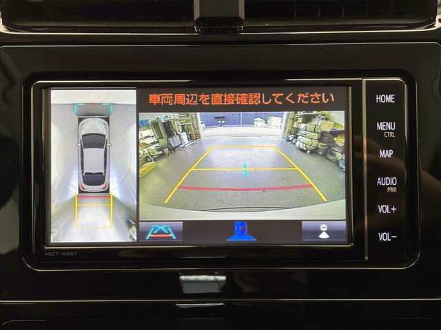 トヨタ プリウス S ツーリングセレクション 長野県 2021(令3)年 2.9万km スティールブロンドM 4WD/純正ナビ　NSZT-W68T/（フルセグ/Bluetooth/CD/DVD）/全方位モニター/衝突軽減ブレーキ/レーンキープアシスト/レーダークルーズコントロール/前後コーナーセンサー/ビルトインETC/LEDヘッドライト/フォグランプ/シートヒーター/オートマチックハイビーム/オートライト/ドアバイザー/ウィンカーミラー/ステアリングスイッチ/スマートキー