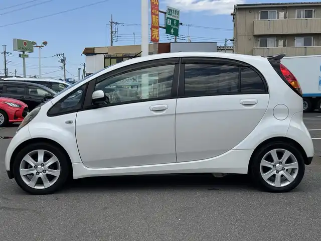三菱 ｉ G 千葉県 2006(平18)年 8.2万km シルキーホワイト ターボ/社外SDナビ/フルセグTV/Bluetooth/バックカメラ/HIDライト/ETC/スマートキー