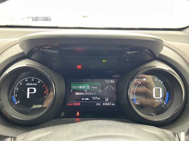 トヨタ ヤリス Z 愛知県 2020(令2)年 6.6万km ブラック/アイスピンクメタリック 純正ディスプレイオーディオ/ナビキット/バックカメラ/LEDヘッドライト/レーダークルーズコントロール/前後ドライブレコーダー/レザー調シートカバー/前席シートヒーター/ツートンルーフ