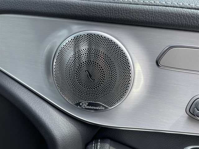 メルセデス・ベンツ ＧＬＣ２２０ d 4マチックスポーツ 本革 石川県 2018(平30)年 5.6万km パール 4WD/純正HDDナビ/バック/フロント/サイド/全方位カメラ/フルセグＴＶ/Burmesterプレミアムサウンド/ヘッドアップディスプレイ/衝突軽減ブレーキ/ブラインドスポットモニター/クリアランスソナー/アダプティブクルーズコントロール/パワーリアゲート/パワーシート/シートヒーター/黒革シート/サンルーフ/パフュームアトマイザー/オートライト/LEDヘッドライト/ETC