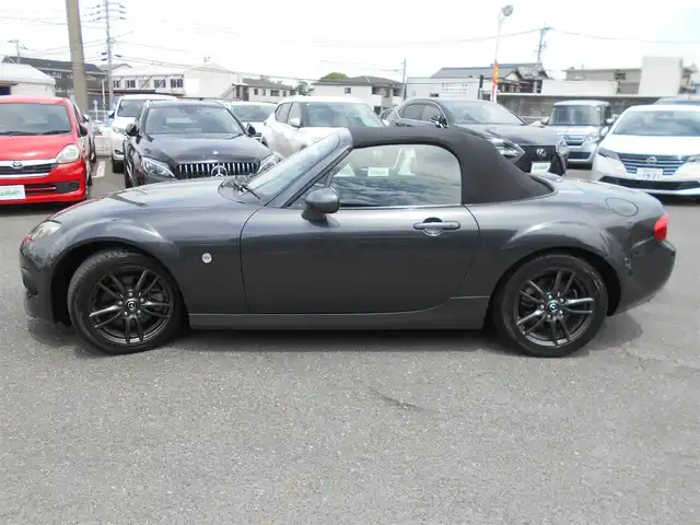 マツダ ロードスター RS 福岡県 2014(平26)年 3.8万km メテオグレーマイカ ロードスター・RS・6F/車検R8年5月16日/登録時走行距離（38063km）/AutoExe(ストリートスポーツサス.キット)/R6年11月16日取付ディーラー記録簿有り/社外SDナビ・フルセグTV（AVN-7500S)/DVDビデオ再生可・bluetooth/社外バックカメラ/スマートキー/HIDヘッドライト/ステアリングスイッチ/純正アルミホイール16